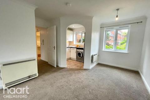 2 bedroom flat to rent, Harberd Tye, Chelmsford