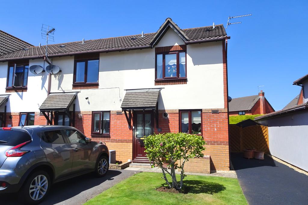 OAKTREE DRIVE, NEWTON, PORTHCAWL... 2 bed end of terrace house £235,000