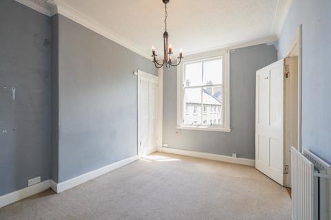 24 Windsor Place, Edinburgh, EH15 2AE