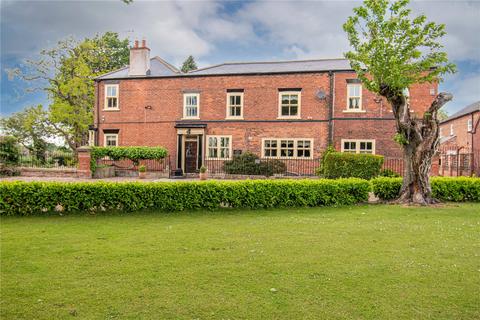 6 bedroom equestrian property for sale, Silver Street, Owston Ferry, Doncaster, North Lincs, DN9