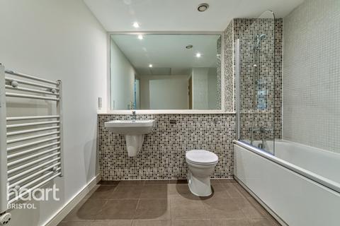Flat 314, Horizon Broad Weir, Bristol, BS1 3DJ