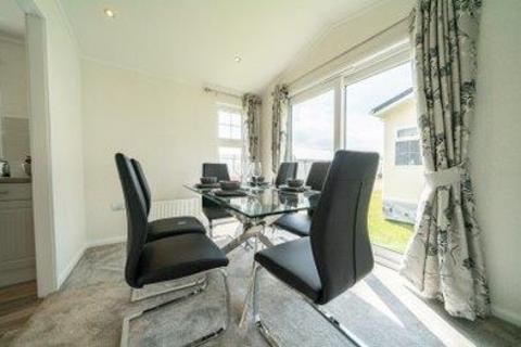 2 bedroom park home for sale - Bicester,  Oxfordshire,  OX5