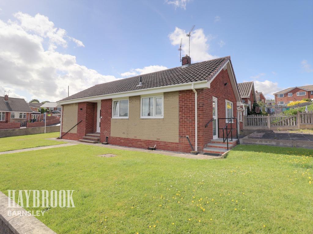 Long Causeway, Monk Bretton 3 bed detached bungalow for sale £200,000