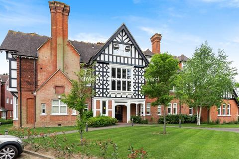 Flat 6, Thomasett House, 2 Knotley Way, West Wickham, BR4 9EW