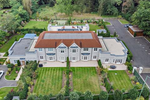 2 bedroom apartment for sale - Sunningdale Villas, London Road, Sunningdale, Berkshire, SL5