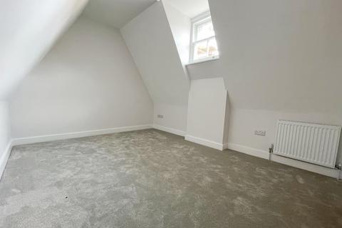 2 bedroom terraced house to rent, Ringwood