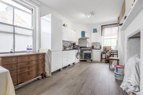2 bedroom flat for sale - Southwold Mansions,  Maida Vale,  W9