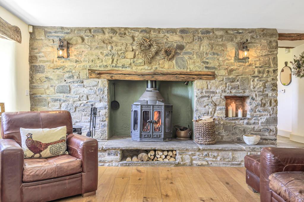 Attractive fireplace with stove