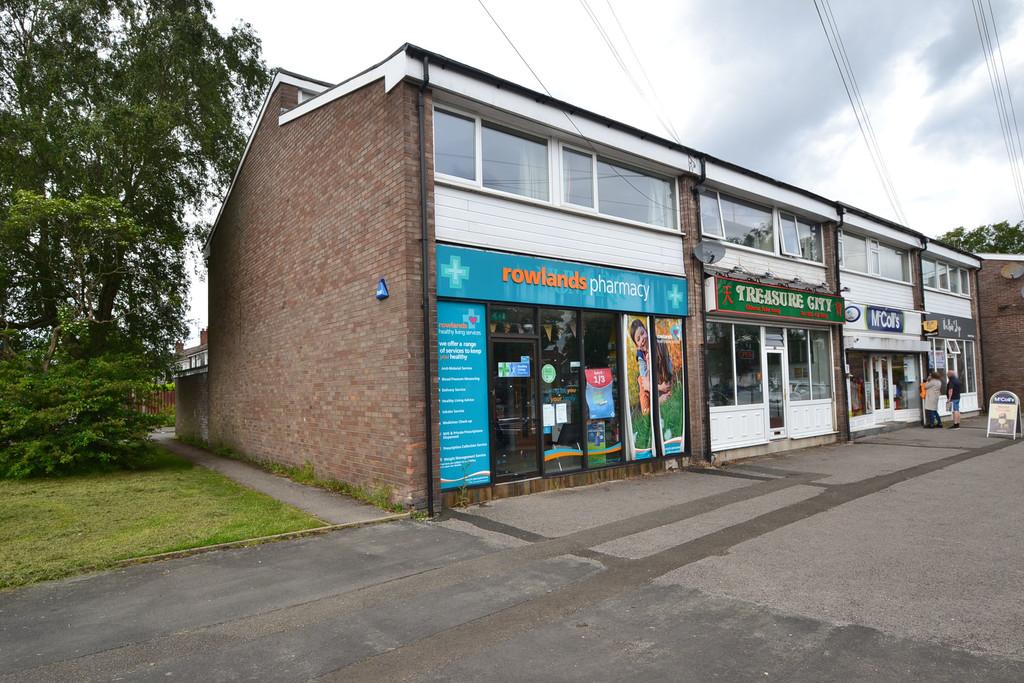 Arundel Avenue, Hazel Grove, Stockport SK7 5LD 2 bed apartment £110,000