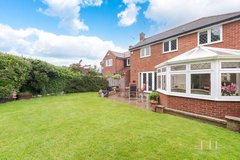 4 bedroom detached house for sale - The Pines, Rectory Road, Orsett, Grays