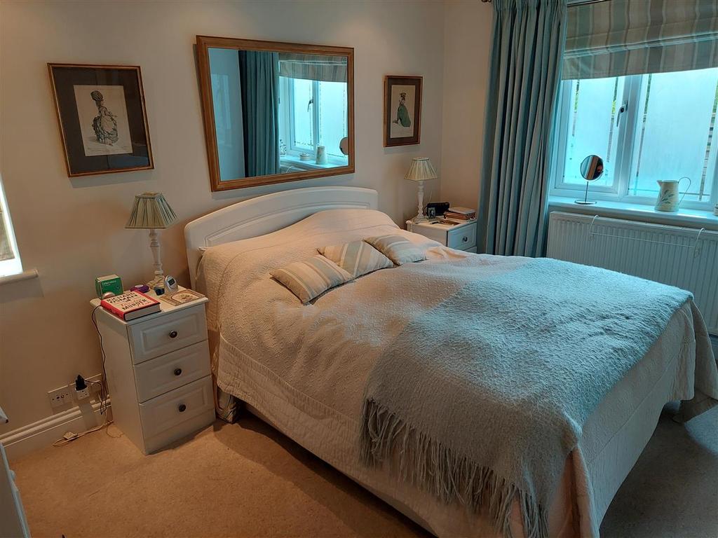 Bedrooom 1