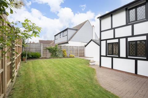 Rosedene Blacksmith Lane, Churchdown, Gloucester, GL3 2EU