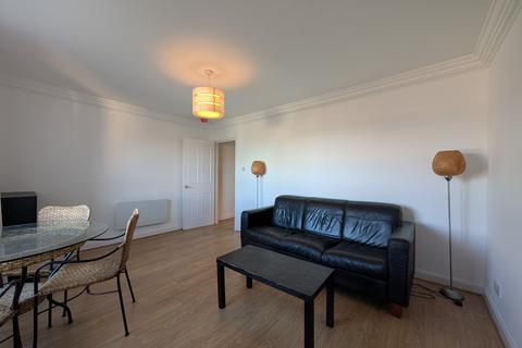 2 bedroom flat to rent, James Square, Caledonian Crescent, Edinburgh, EH11