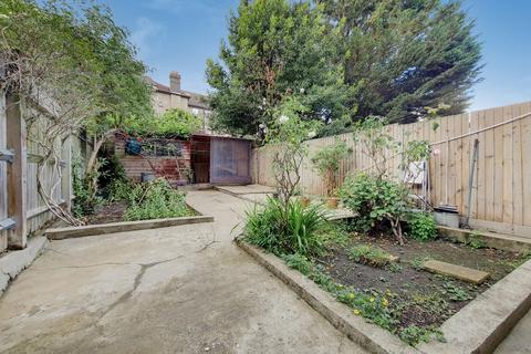 4 bedroom terraced house for sale, Ansell Road, London