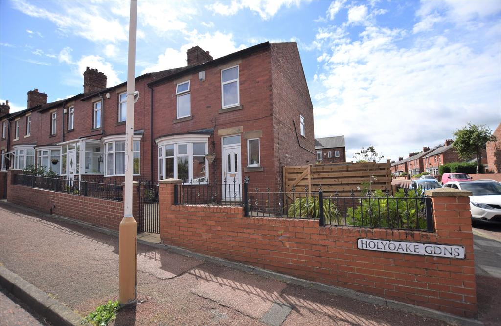 Holyoake Gardens, Low Fell... 3 bed end of terrace house £195,000