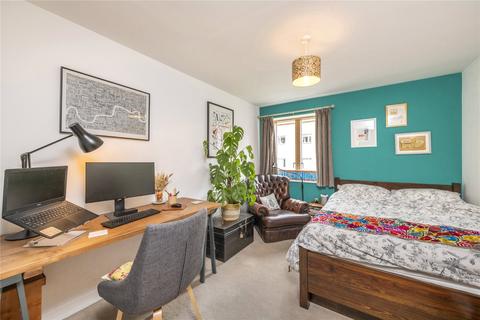 57 Chris Pullen Way, London, N7 9FG