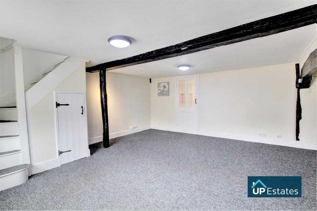 London Road, Stretton On Dunsmore 2 bed cottage £160,000