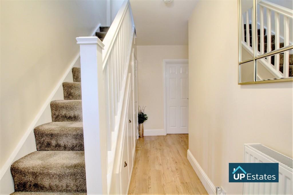 Sunningdale Avenue, Coventry 4 bed semidetached house £365,000