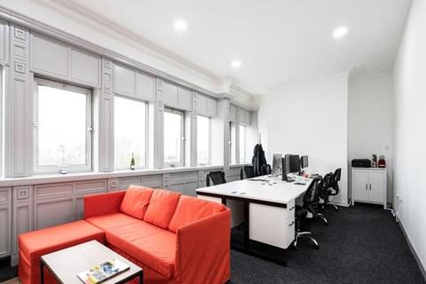 Serviced office to rent - 1 Redwood Crescent,,