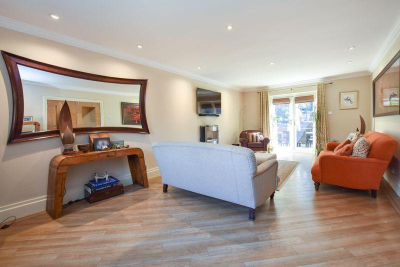 Chalfont Close, Appleton, Warrington 4 bed detached house £695,000