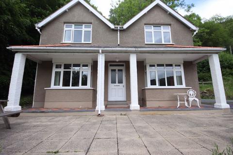 3 bedroom detached house for sale, , Betws-Y-Coed