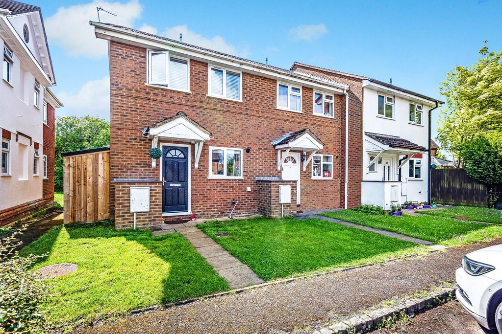 Kingfisher Way, Bicester, Bicester, OX26 2 bed end of terrace house £