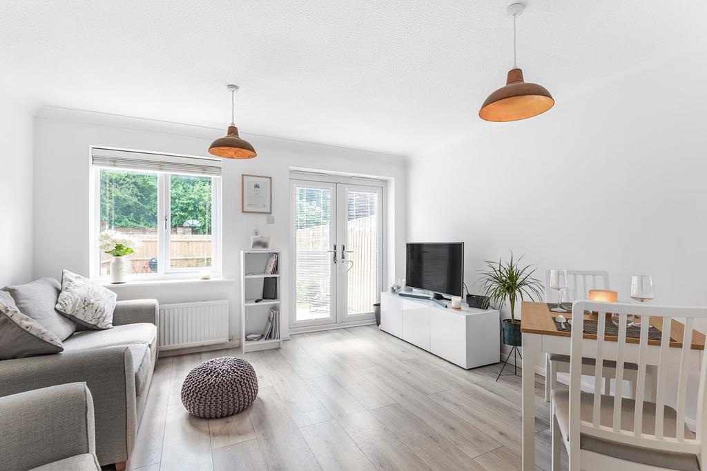 Kingfisher Way, Bicester, Bicester, OX26 2 bed end of terrace house £