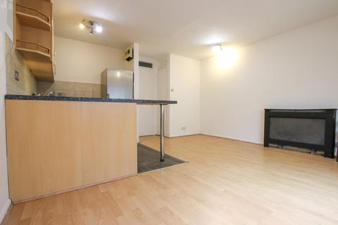 59 Vellum Drive, Carshalton, SM5 2TR