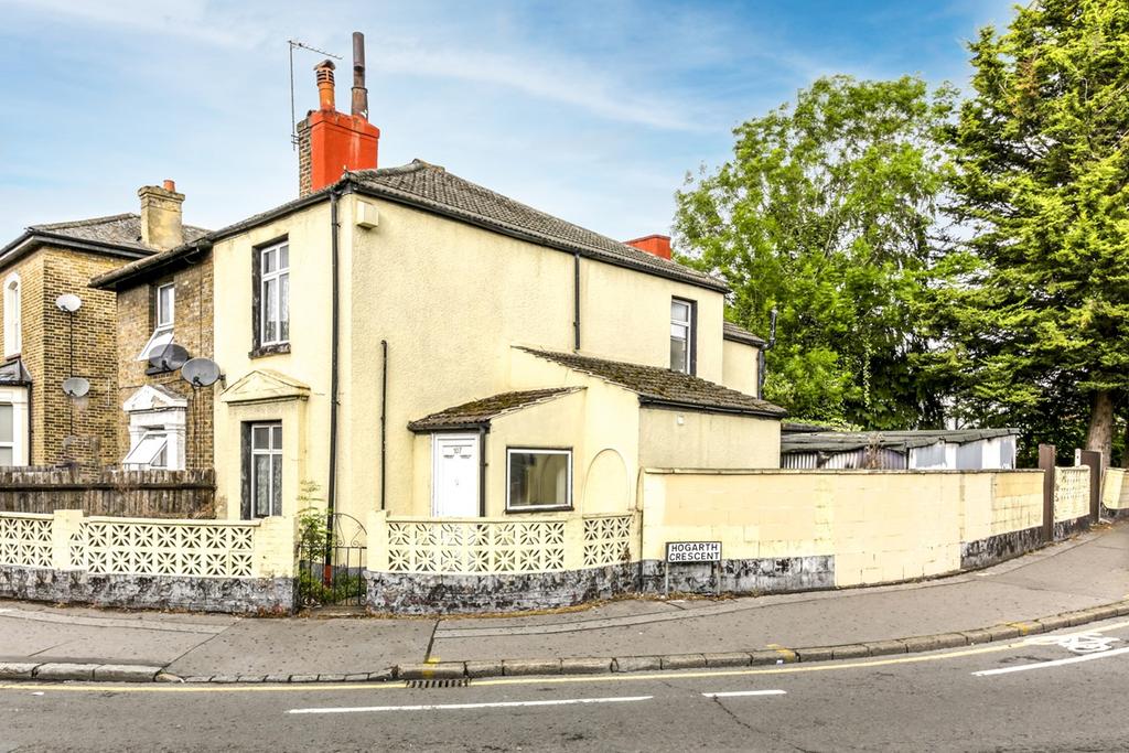 St James's Road, Croydon, CR0 3 bed end of terrace house £475,000