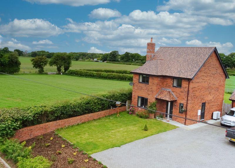 Woodseaves, Market Drayton 4 bed detached house £415,000