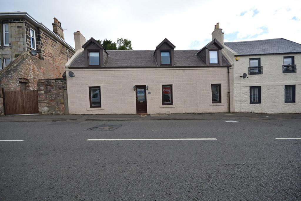 Main Road, Crookedholm, Kilmarnock, KA3 4 bed semidetached house £