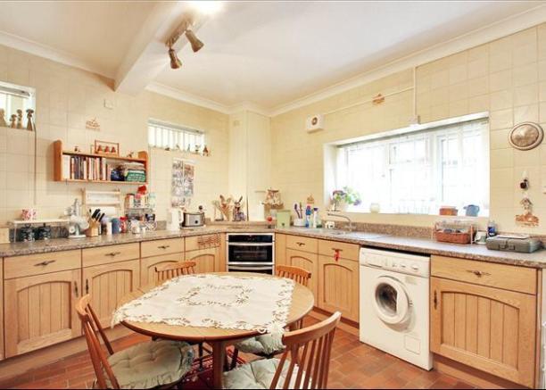 Kitchen/Breakfast Room