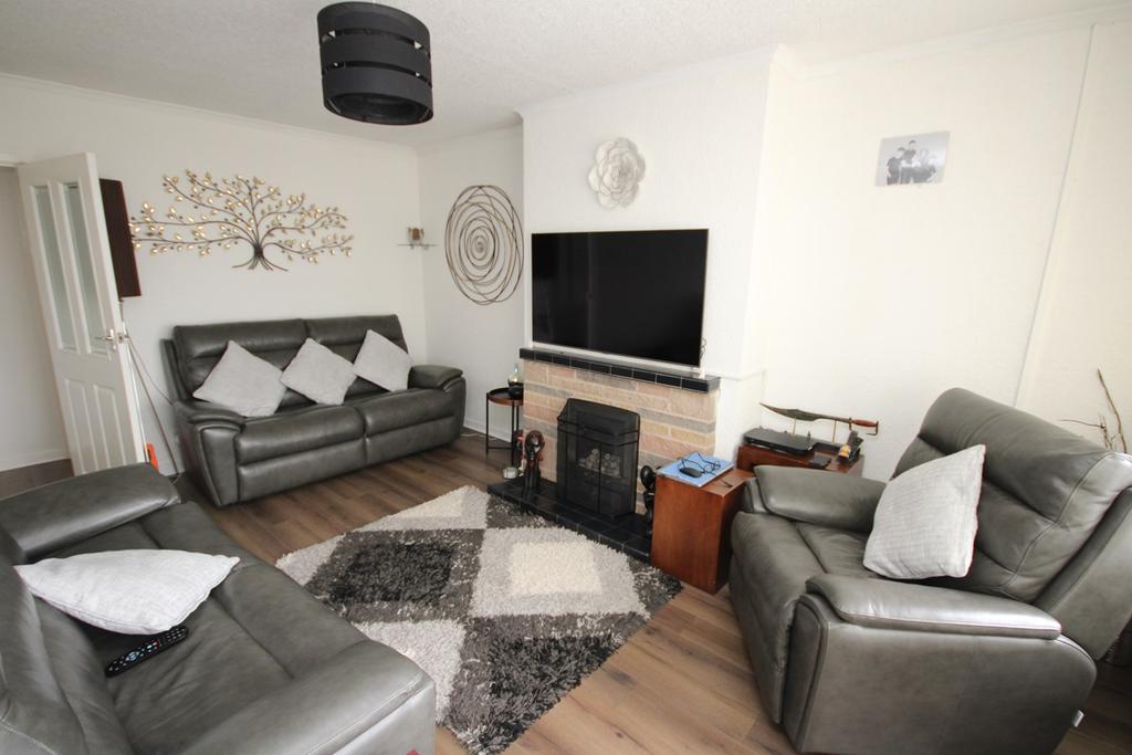 Falcondale Road, Winwick, Warrington, WA2 2 bed semidetached bungalow