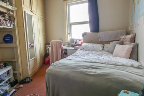 8 Cliff Place, Blackpool, FY2 9JT
