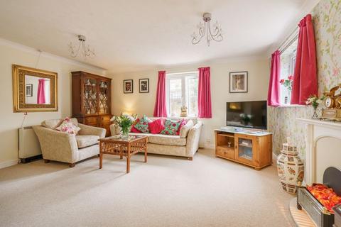1 bedroom retirement property for sale - Wessex Way, Bicester
