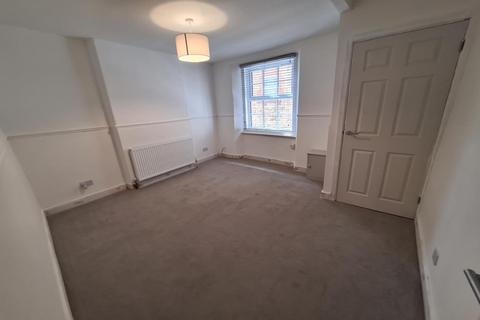 3 Foundry Square, Crewkerne, TA18 8HB
