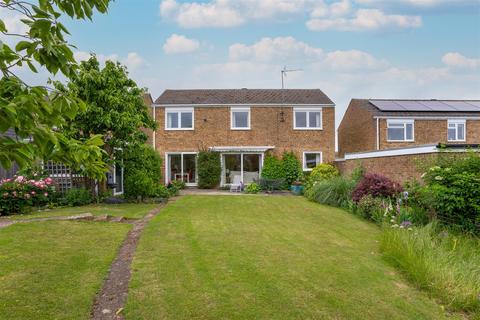 97 Dinglederry, Olney, MK46 5EU