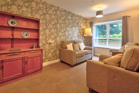 2 bedroom apartment for sale, 4 Burnham Court, Malmesbury