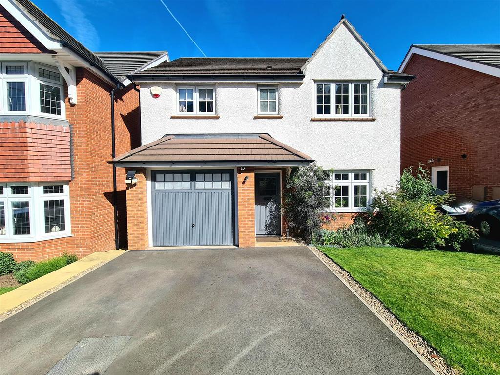 Ferry Pickering Close, Hinckley 4 bed detached house £369,995