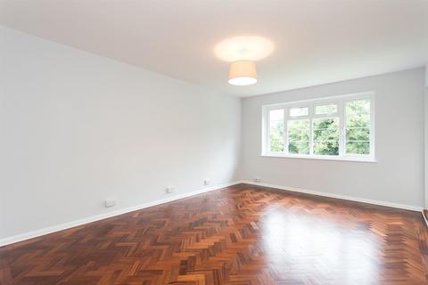 2 bedroom apartment to rent - Lancaster Court, Banstead
