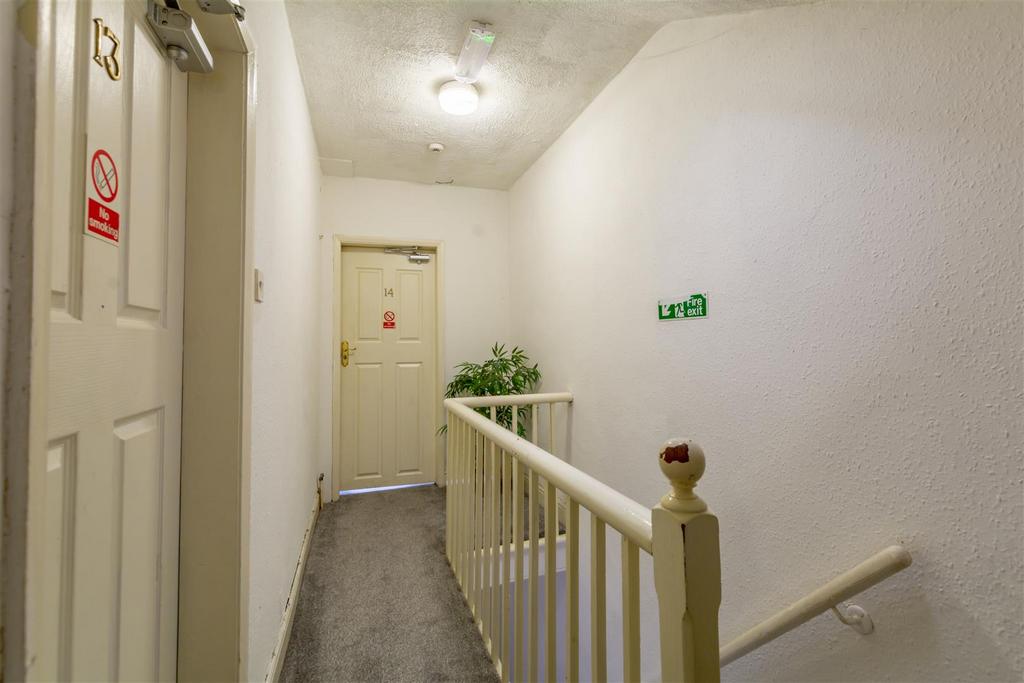 Second Floor Landing DSC 5777-HDR copy.jpg