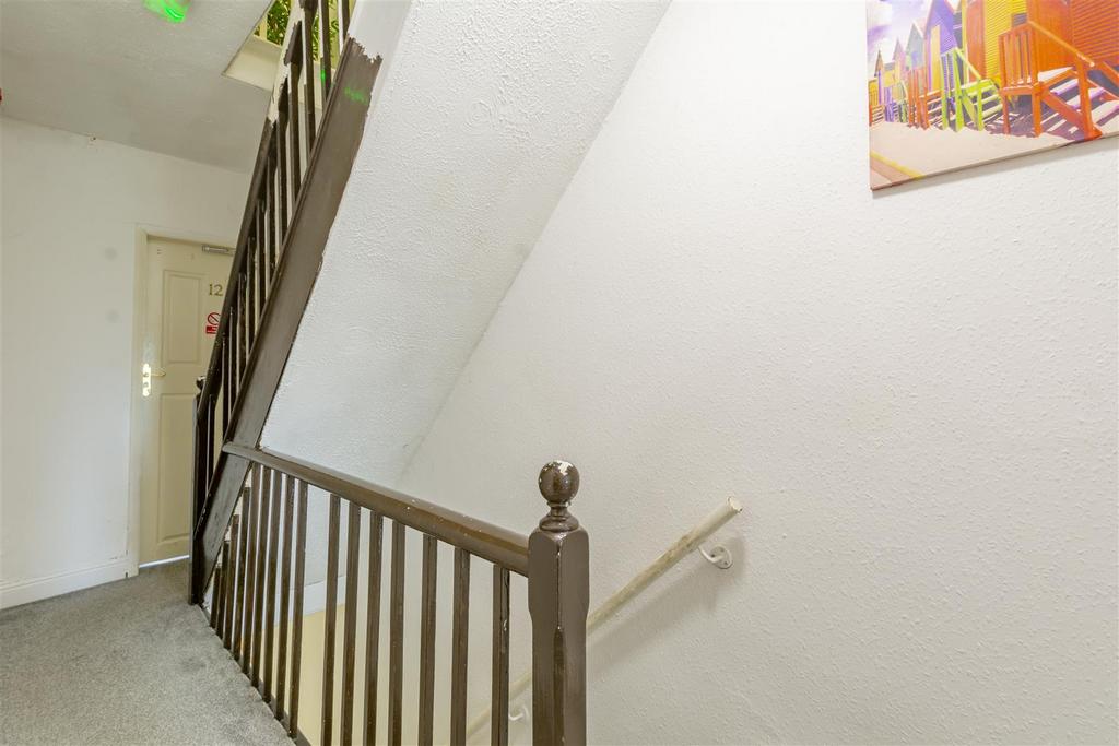 First Floor Landing DSC 5768-HDR copy.jpg