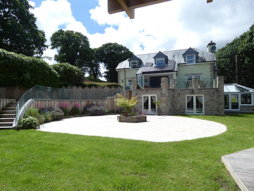 Nanstallon, Bodmin 5 bed detached house £1,600,000