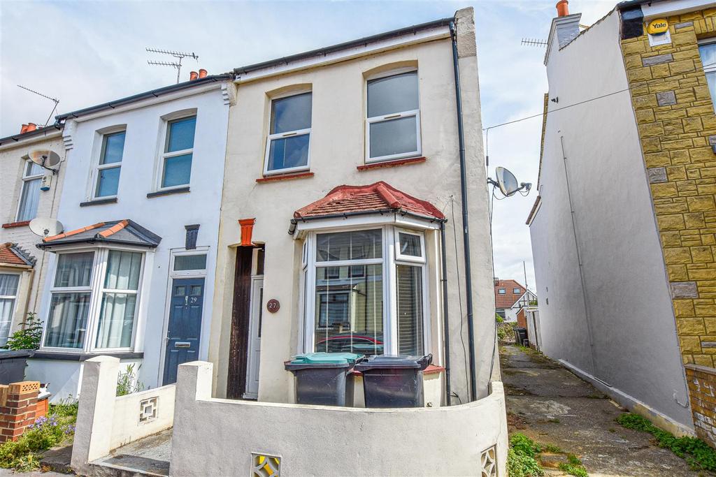 Napier Road, Northfleet, Gravesend 3 bed end of terrace house £1,300