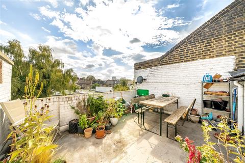 2 bedroom terraced house for sale, Ickburgh Road, Hackney, London, E5