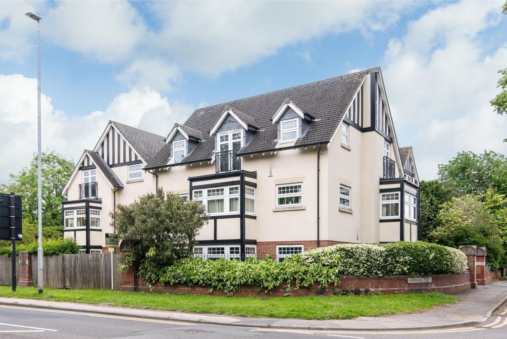 Shaftesbury Avenue, Burton Joyce... 2 bed apartment £190,000