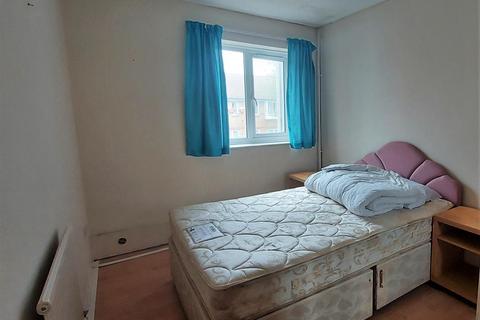 2 bedroom apartment for sale - Ferrara Square, Marina, Swansea