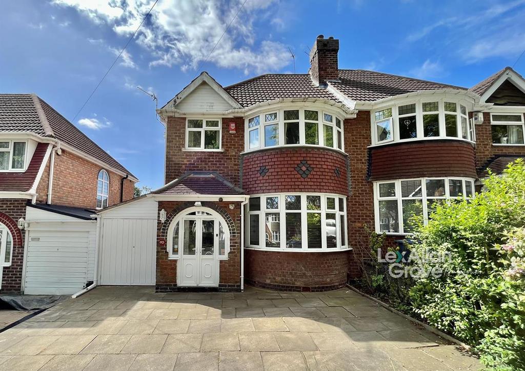 Grayswood Park Road, Quinton, Birmingham 3 bed semidetached house £
