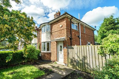 3 bedroom end of terrace house for sale - Middleton Road, Acomb, York