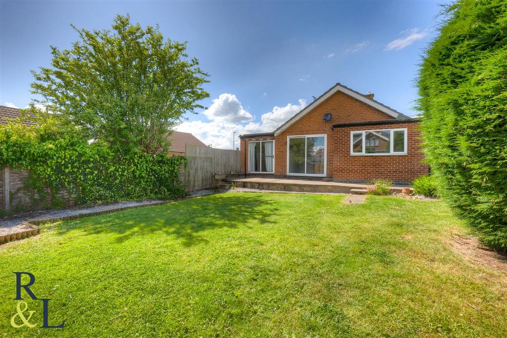 Sedgley Road, Tollerton, Nottingham 2 bed detached bungalow - £295,000